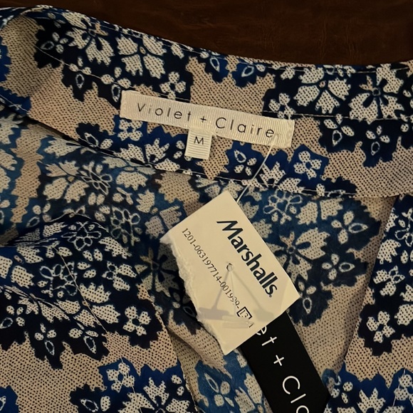 NWT Violet + Claire beautiful, light top. - Picture 2 of 2